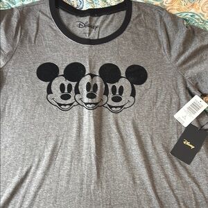 NWT Torrid/Disney Mickey Mouse Gray T-Shirt size 1x